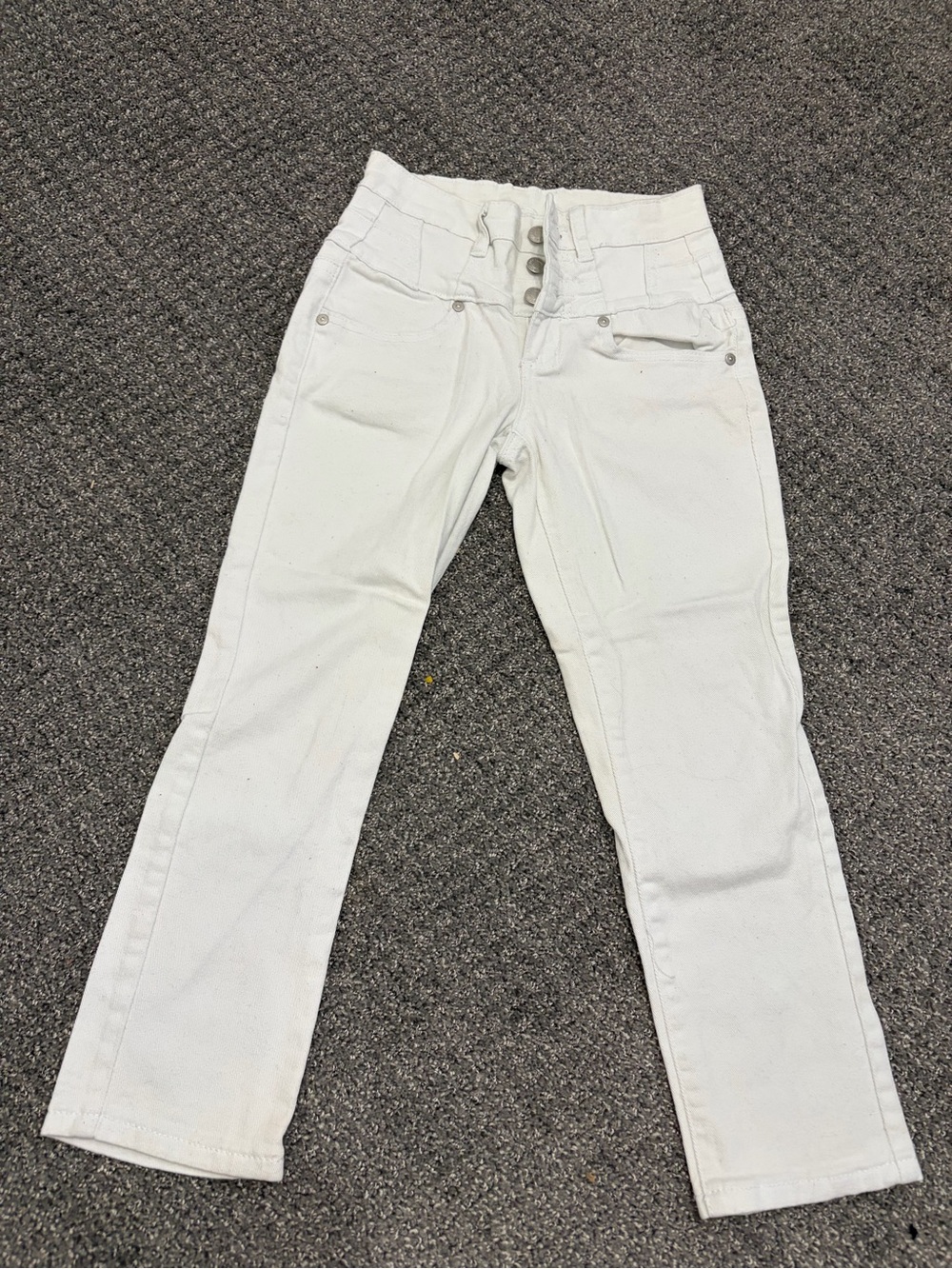 White High-Waist Button-Fly Women’s Capri's
